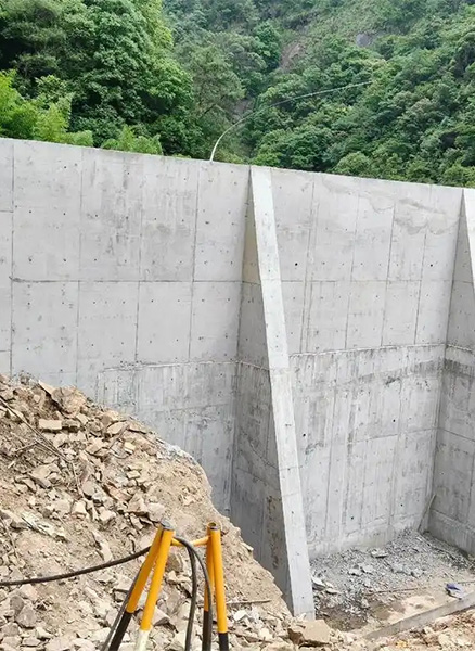 滨州滨城区重力式挡土墙